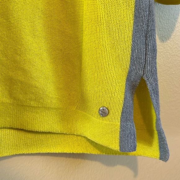 XS Olsen Woman Sweater VNeck Pullover Solid Basic Side Slits High-Low 3/4 Sleeve - Picture 6 of 15